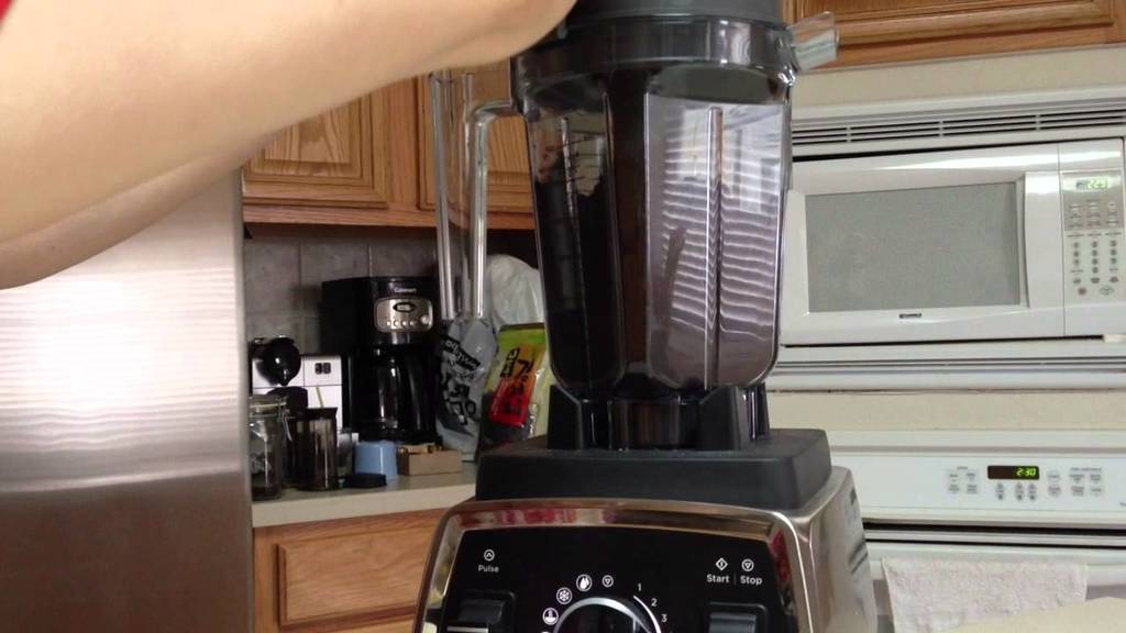 How To Grind Coffee Beans With a Blender